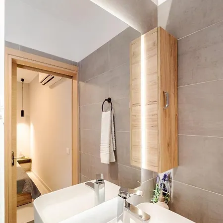 George Appartement Kastellanoi (Parelioi, Corfu)